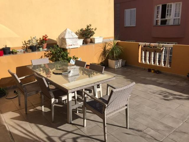Grosse Terrasse. Modern. Home Office. Solarium Лос-Реалехос Экстерьер фото